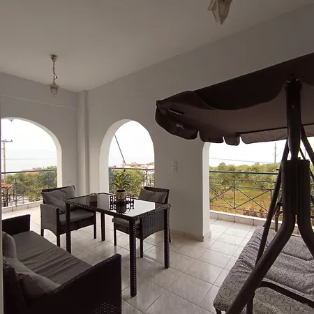 Cozy Seaside In דירה