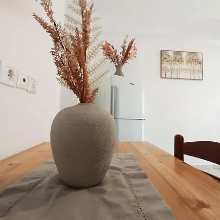 Cozy Seaside In דירה