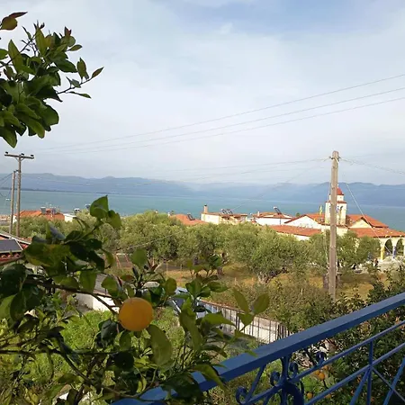 Cozy Seaside In * Petalídhion
